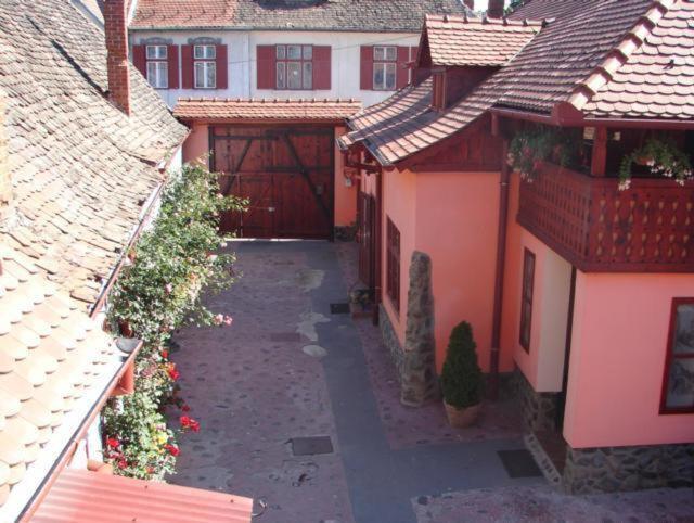 Pension Ela Sibiu Exteriör bild